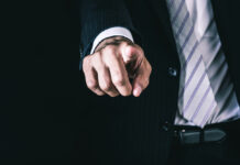 「高額の私的飲食に経費を流用」タムロン元社長のモラルハザード